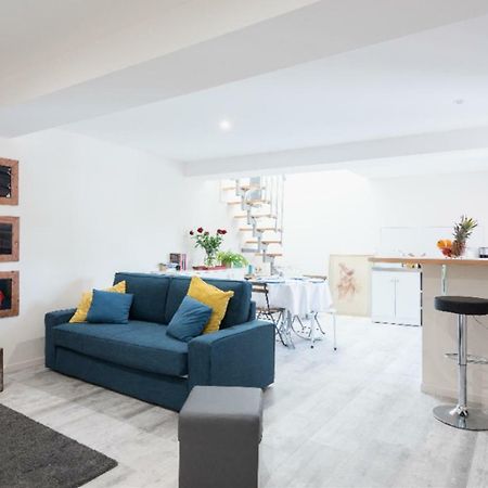 Grand Duplex Au Calme En Centre-Ville Виллефранче-Сур-Салне Экстерьер фото